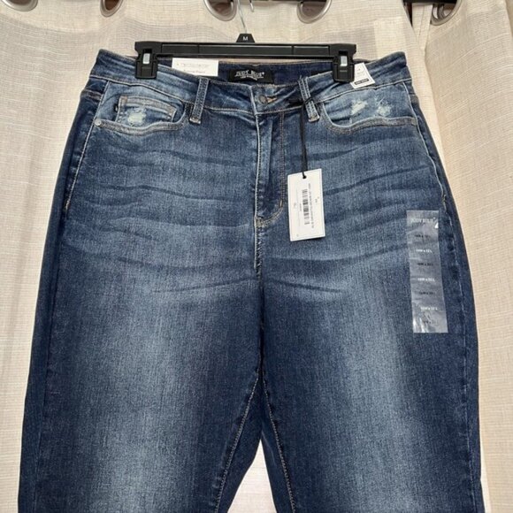 NWT Judy Blue Jeans Slim Bootcut High Rise Dark Wash Denim Stretch Women's 16W - Picture 3 of 9